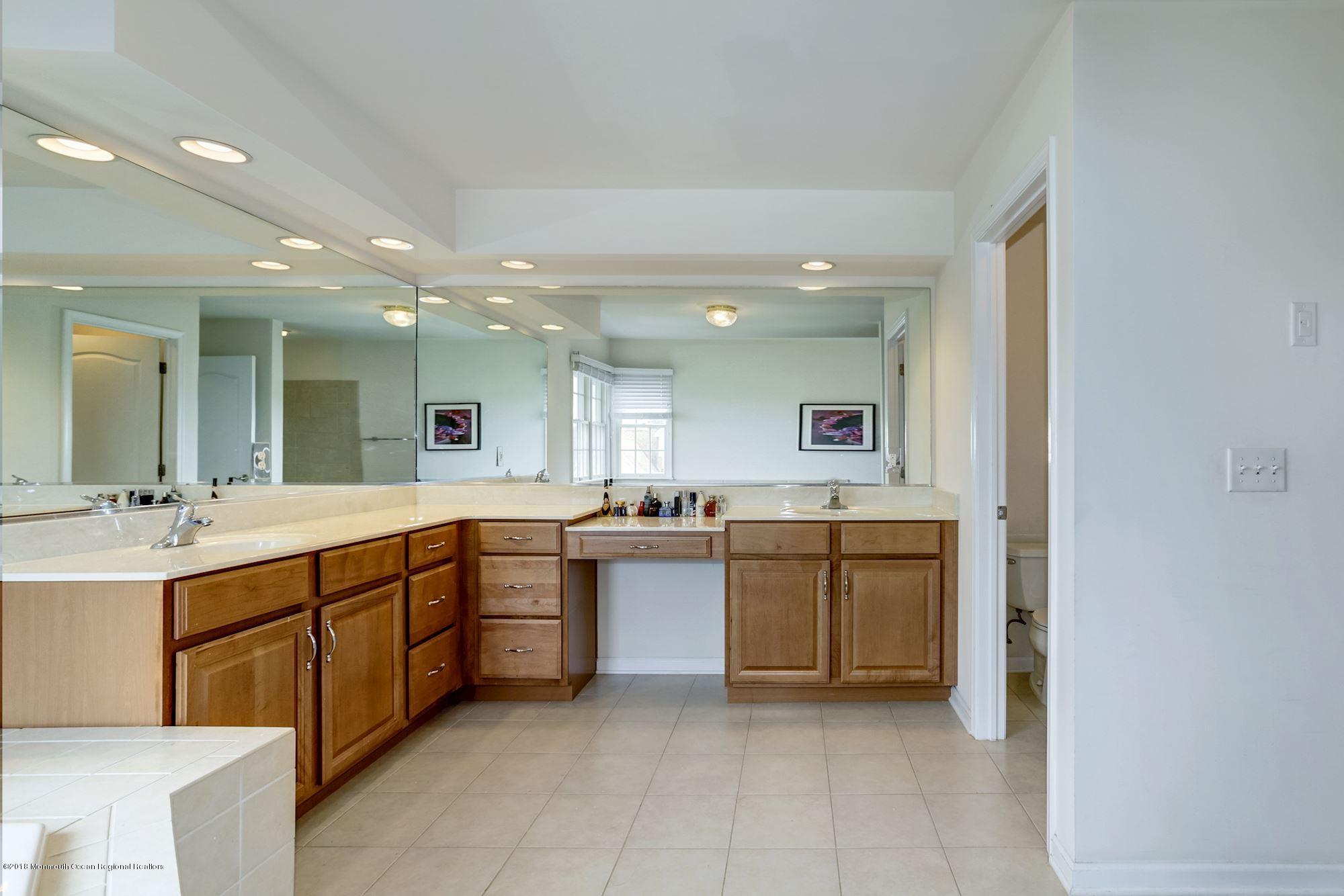 9 Hanging Rock Road Freehold, NJ 07728 - Photo 50 of 69 117_9_Hanging_Rock_Road_243233_372299 -