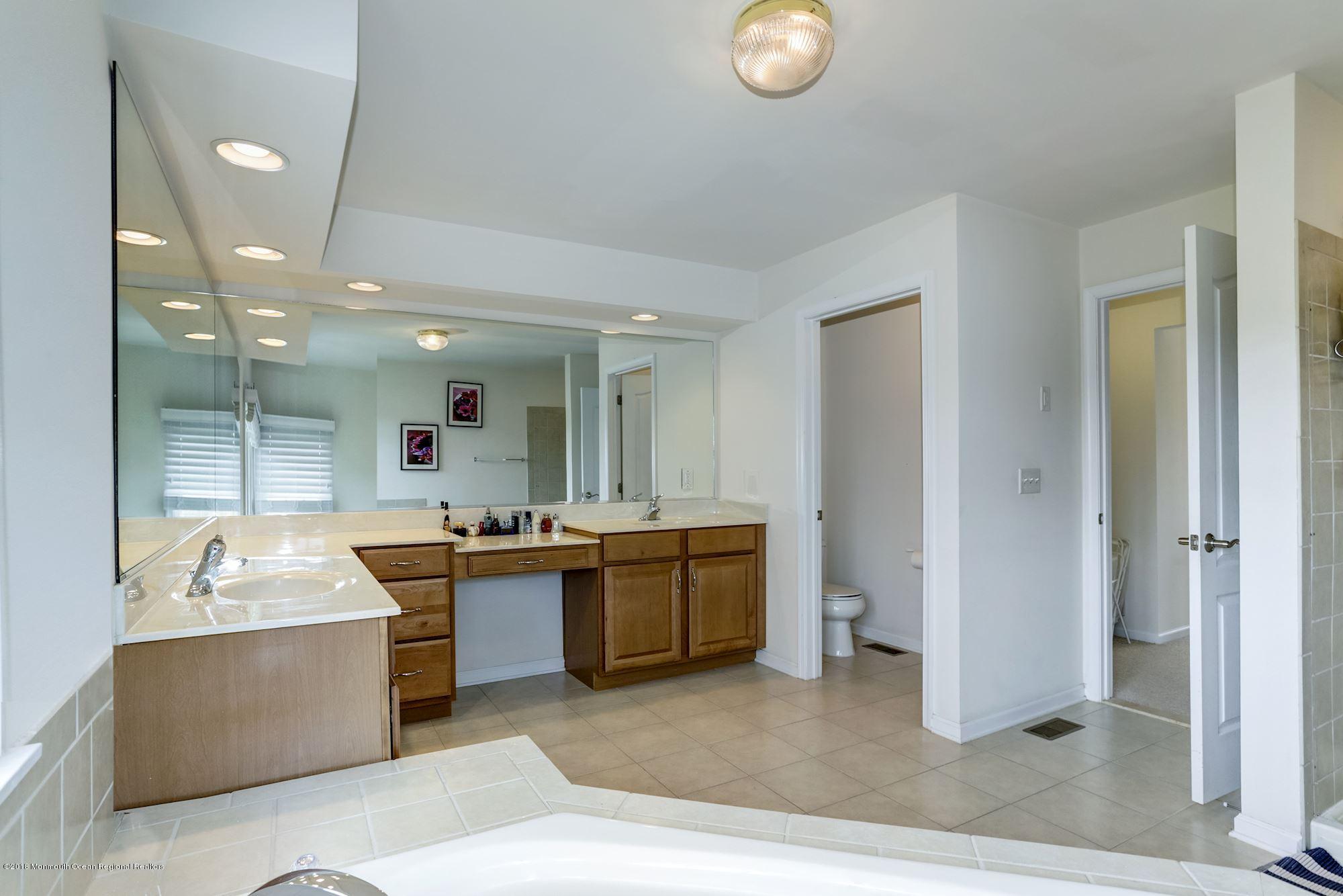 9 Hanging Rock Road Freehold, NJ 07728 - Photo 53 of 69 121_9_Hanging_Rock_Road_243233_372299 -