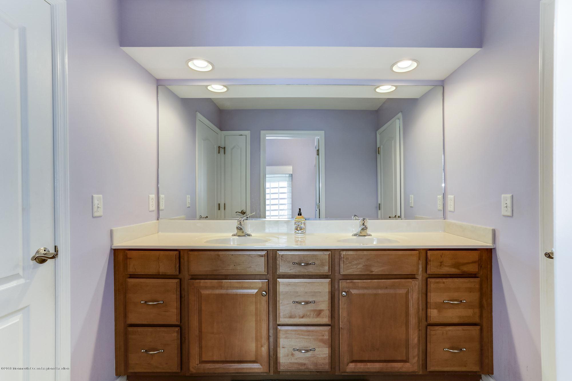 9 Hanging Rock Road Freehold, NJ 07728 - Photo 63 of 69 088_9_Hanging_Rock_Road_243233_372299 -
