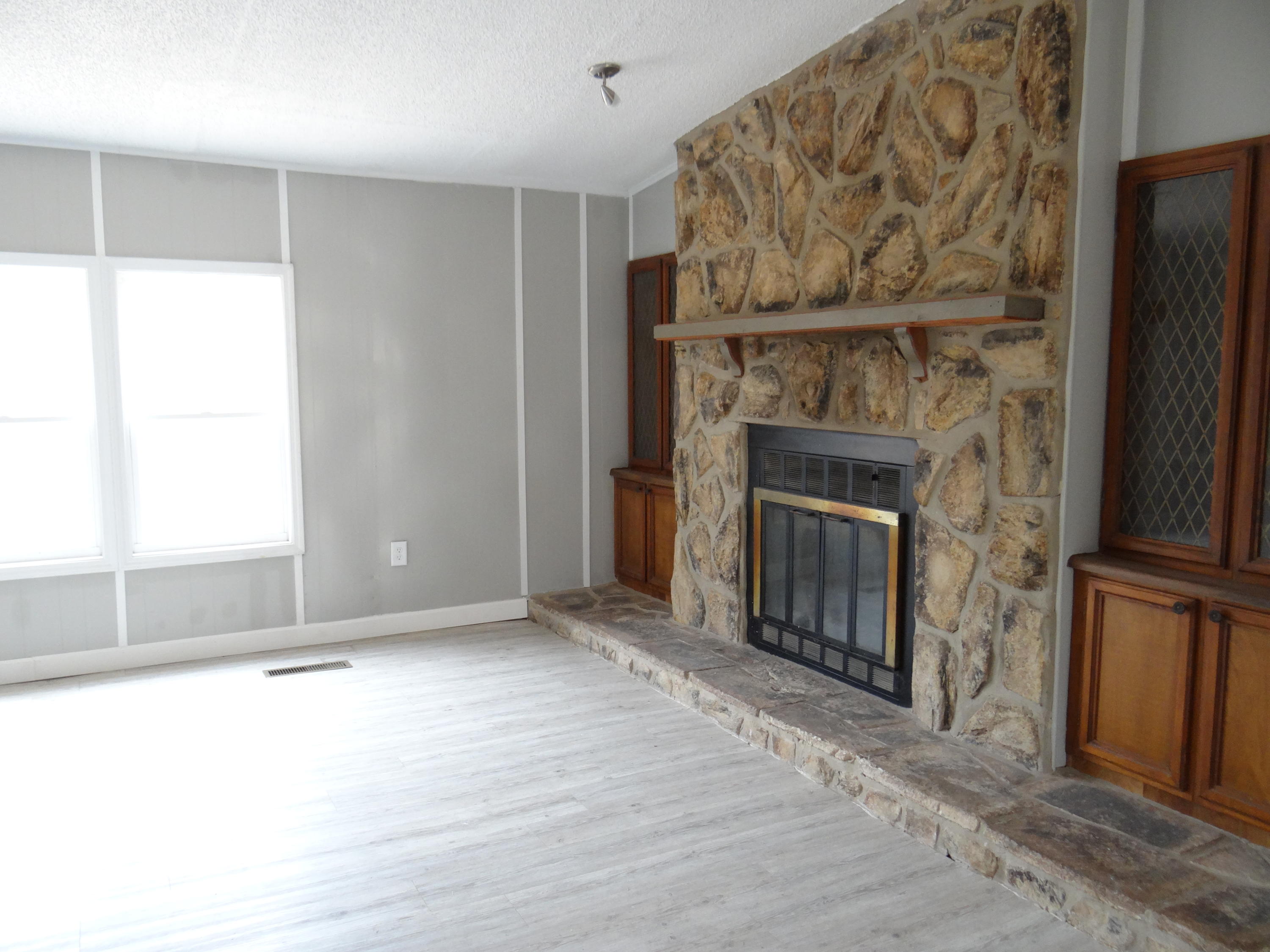 86 Owens Road Ringgold, GA 30736 - Photo 4 of 34 DSC02184