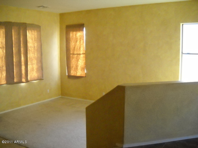 5130 West Beverly Road Laveen, AZ 85339 - Photo 2 of 14 formalliving