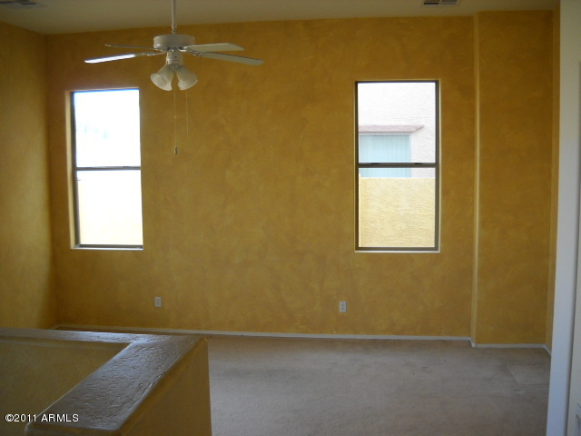 5130 West Beverly Road Laveen, AZ 85339 - Photo 4 of 14 family