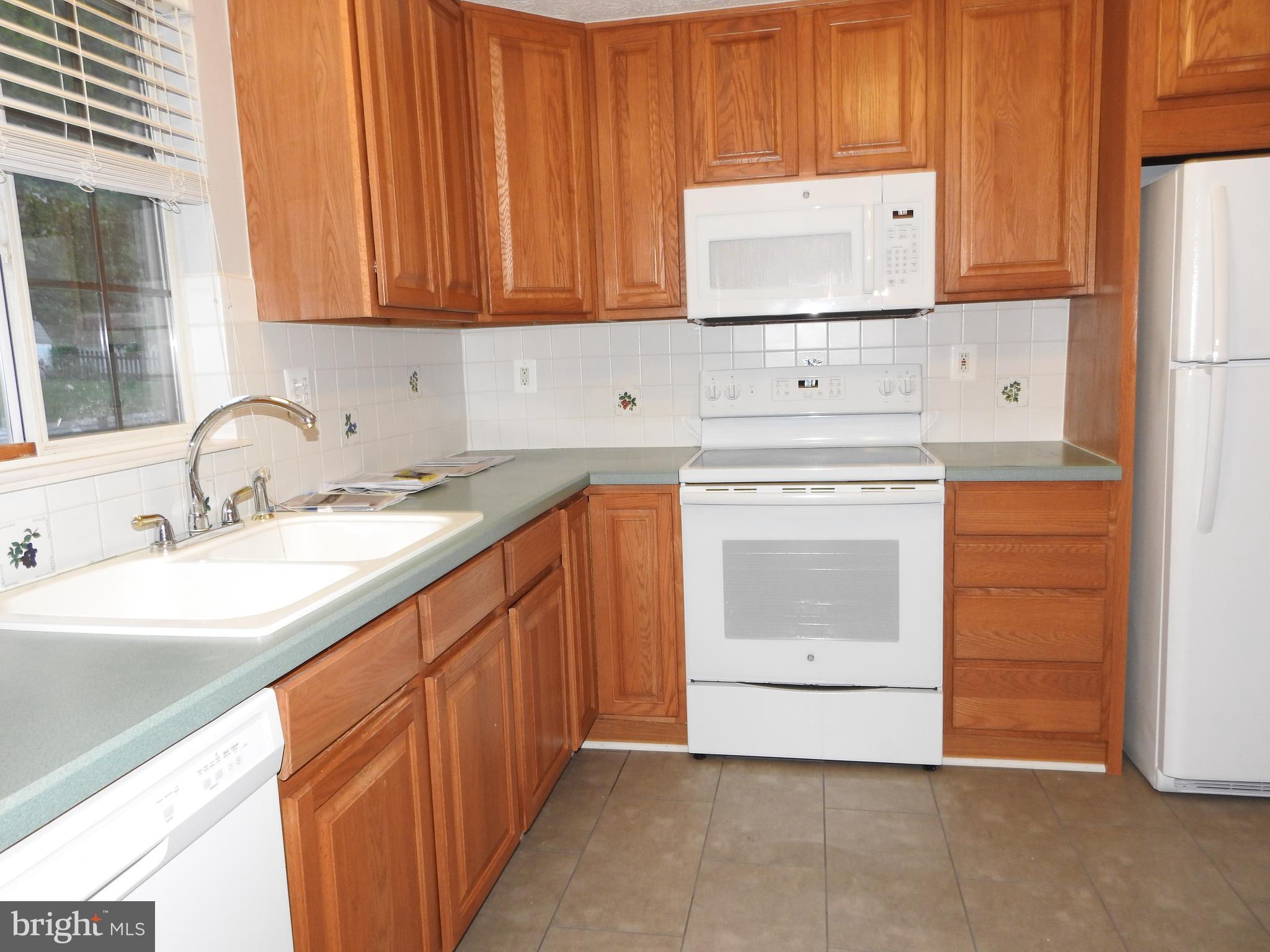 9341 Northgate Road Laurel, MD 20723 - Photo 3 of 26 Kitchen