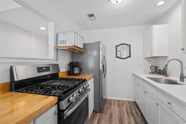 $400,000 | 8400 Sequoia Drive, Austin, TX 78758