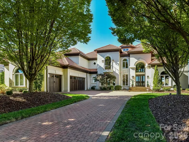 $5,000,000 | 18103 Harbor Light Boulevard, Cornelius, NC 28031