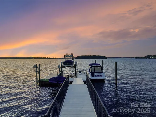 $5,000,000 | 18103 Harbor Light Boulevard, Cornelius, NC 28031