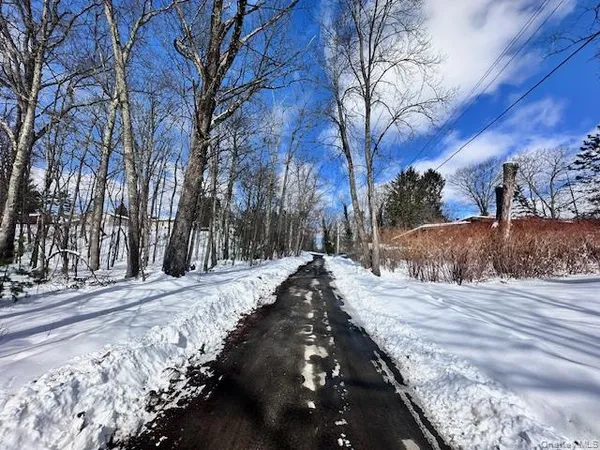 $1,700 | 9 Elm Road, Wurtsboro, NY 12790