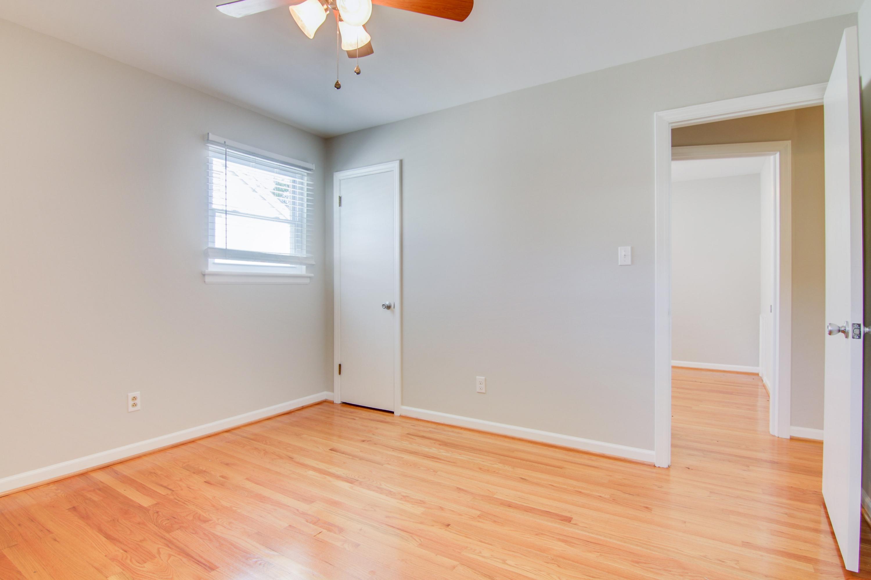 2509 Montvale Road Southwest Roanoke, VA 24015 - Photo 13 of 21 013-250023-2509 Montvale Road Southwest