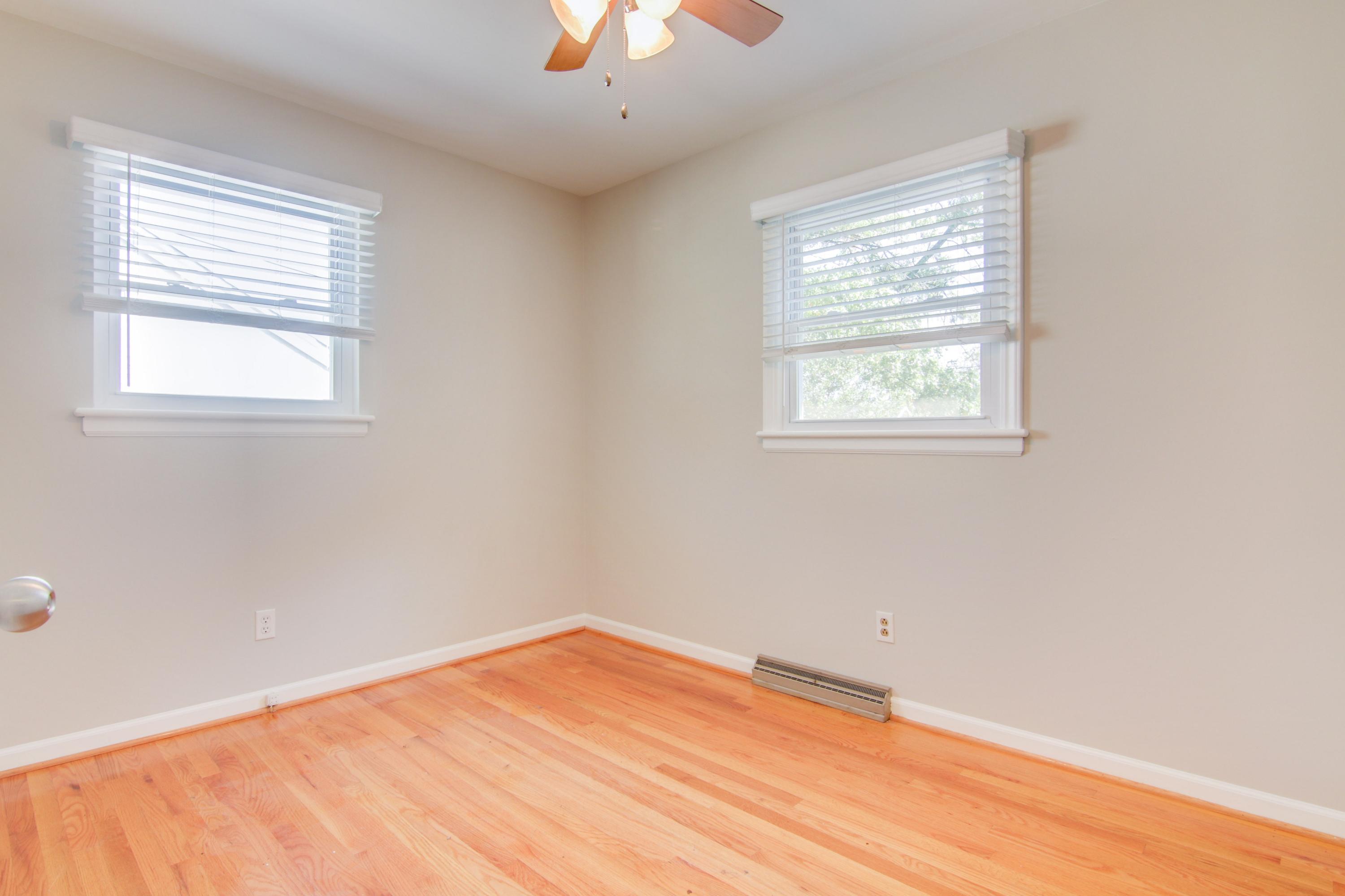 2509 Montvale Road Southwest Roanoke, VA 24015 - Photo 15 of 21 015-250023-2509 Montvale Road Southwest