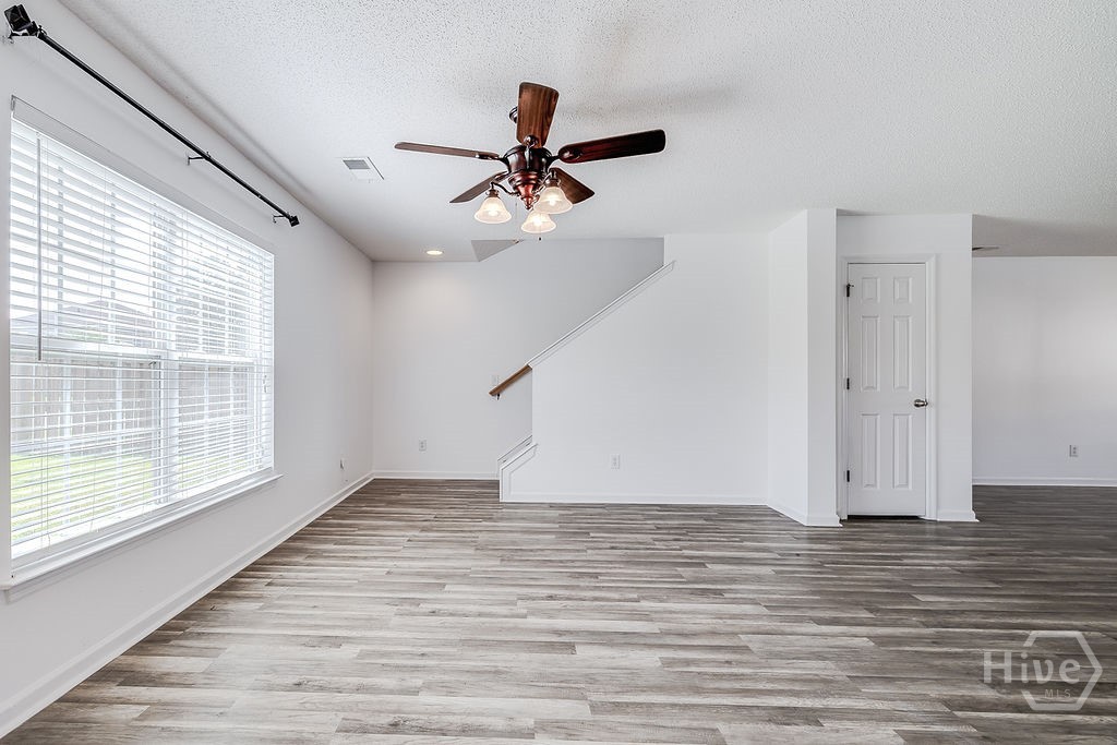 301 Southwilde Way Pooler, GA 31322 - Photo 7 of 33
