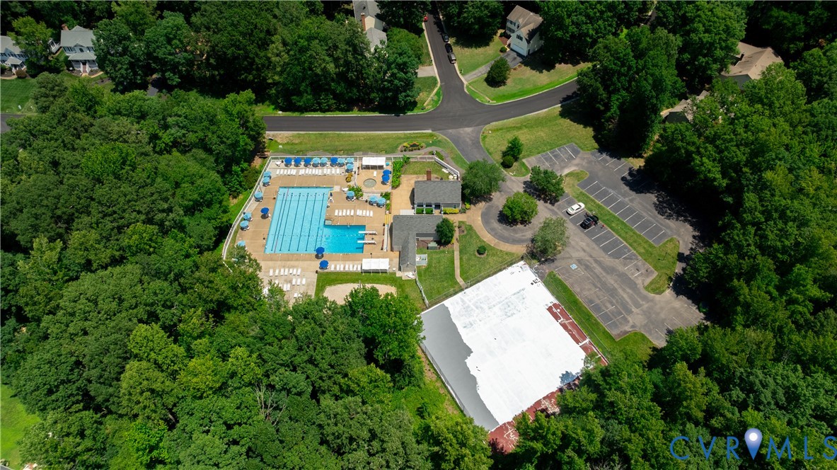 4501 Foxwood Road Chester, VA 23831 - Photo 39 of 42 Community amenities featuring a large swimming poo