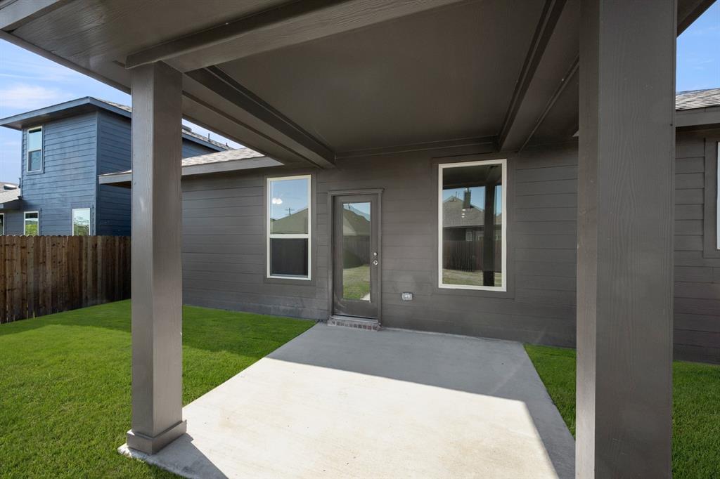 612 Godley Ranch Godley, TX 76044 - Photo 29 of 39 612 Godley Ranch- Back-3