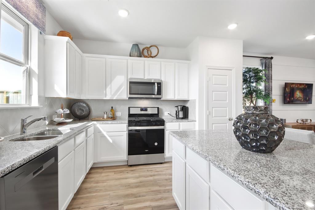 612 Godley Ranch Godley, TX 76044 - Photo 5 of 39 Representative photography for Emory II plan