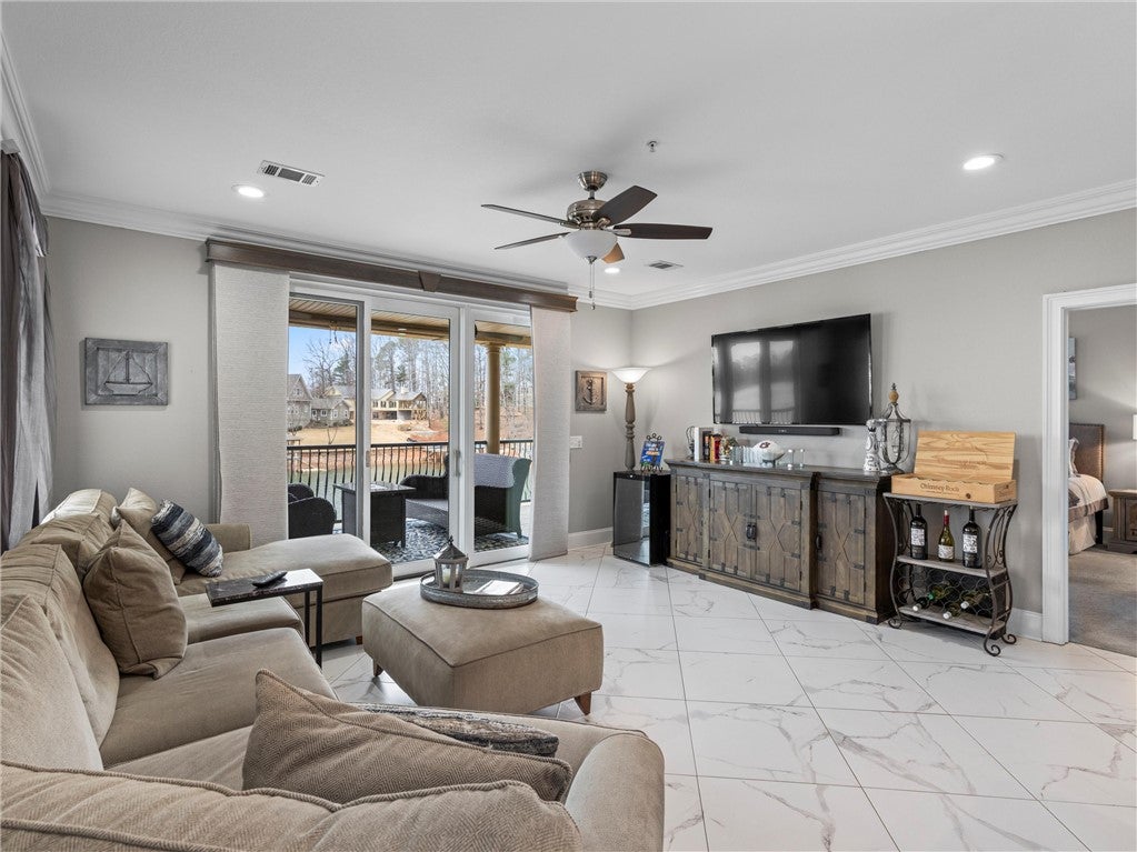 390 Marina Point Road, Unit D201 Dadeville, AL 36853 - Photo 16 of 44 living room