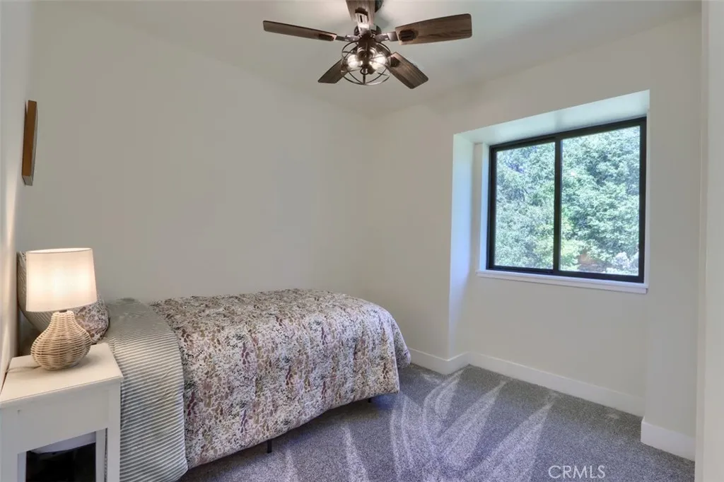 3181 Triangle Park Road Mariposa, CA 95338 - Photo 26 of 44 Secondary Bedroom #2