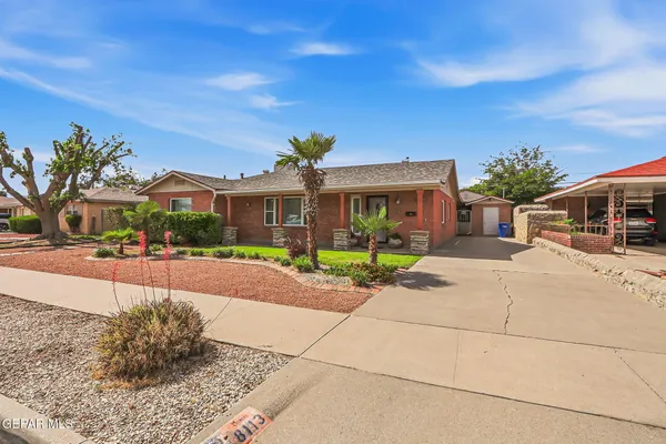 $284,900 | 8113 Dempsey Avenue, El Paso, TX 79925