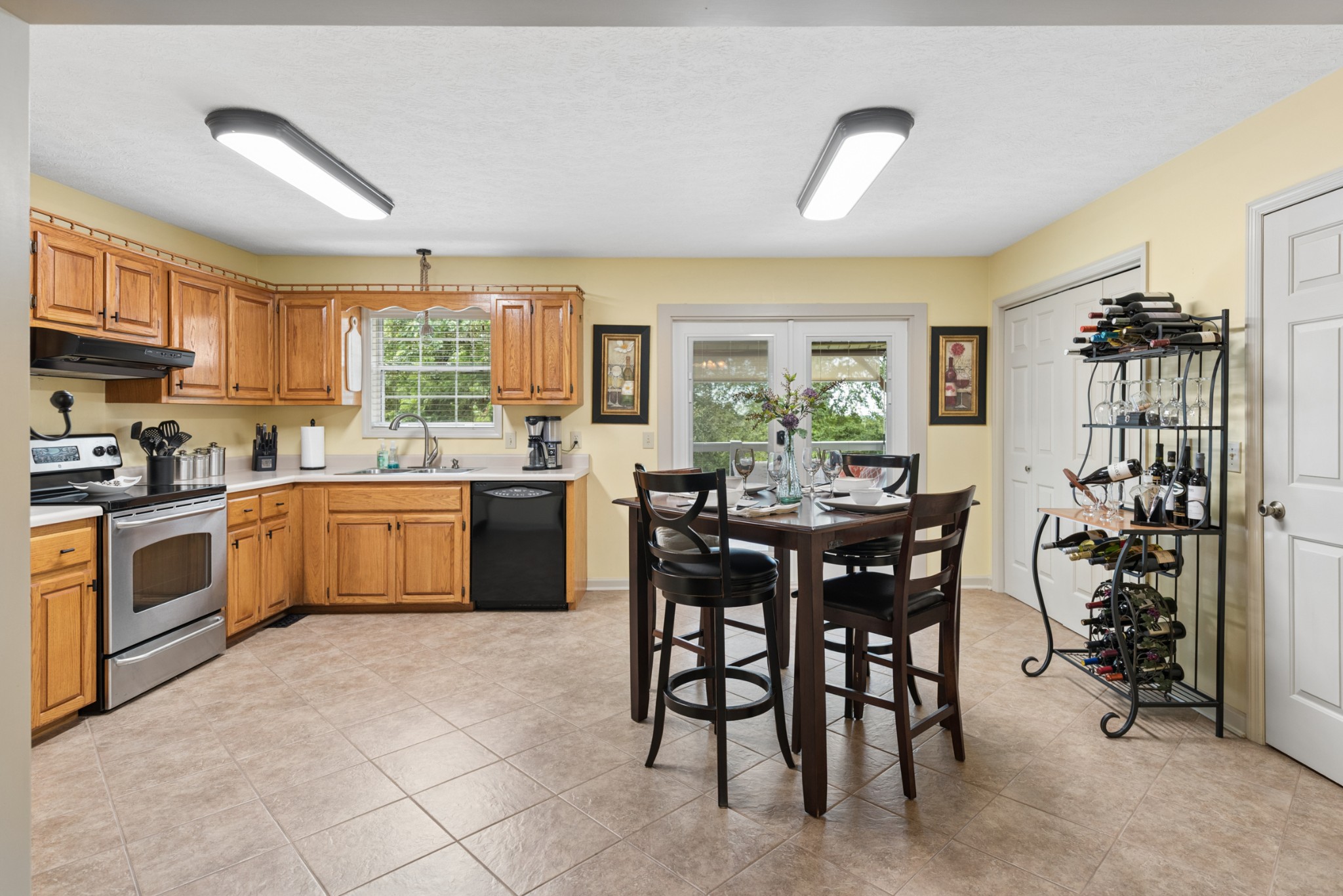 809 Hillside Drive Springfield, TN 37172 - Photo 9 of 37 Gallery Image 9