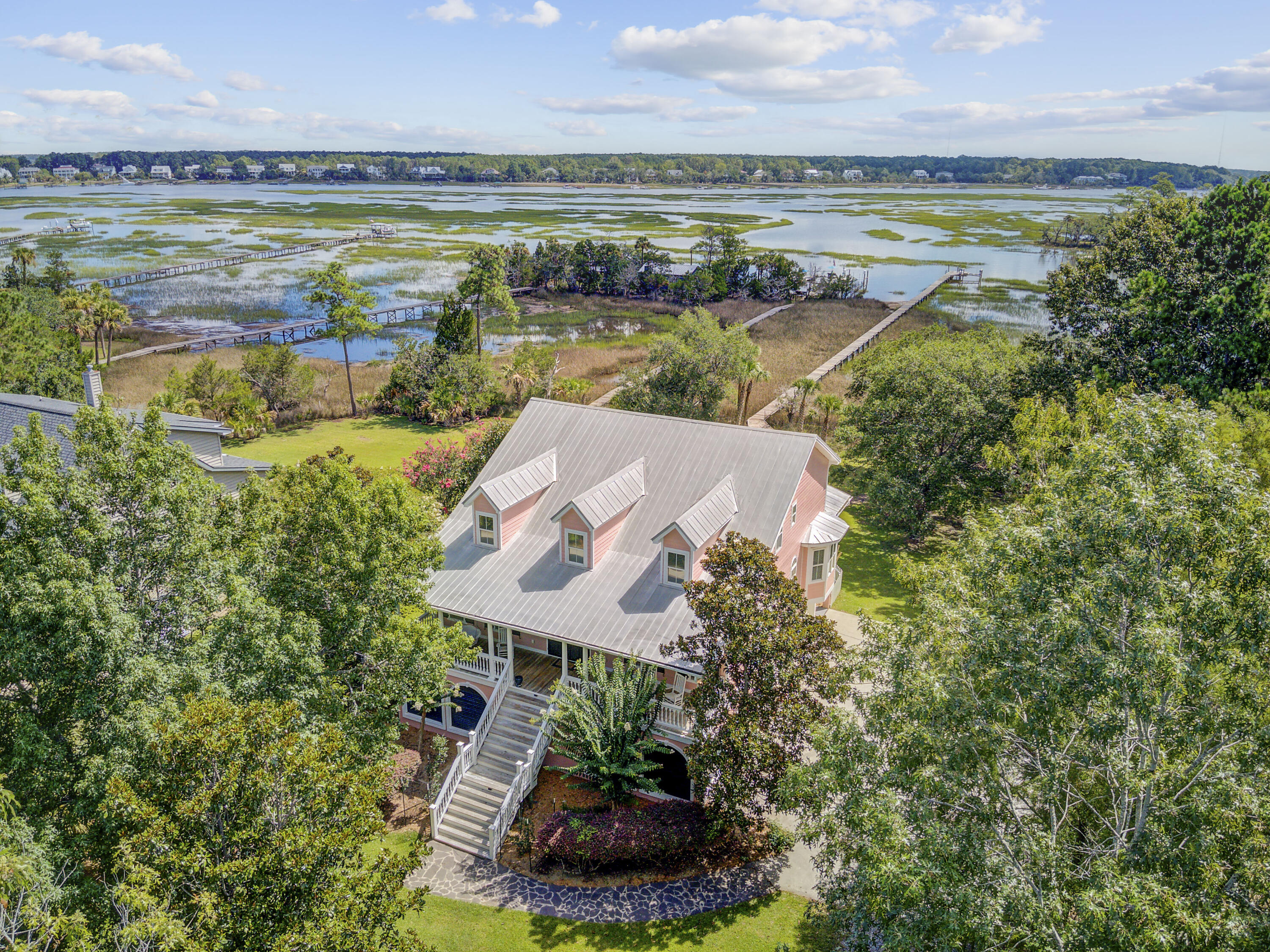 470 Commonwealth Road Mount Pleasant, SC 29466 - Photo 1 of 83 (82)