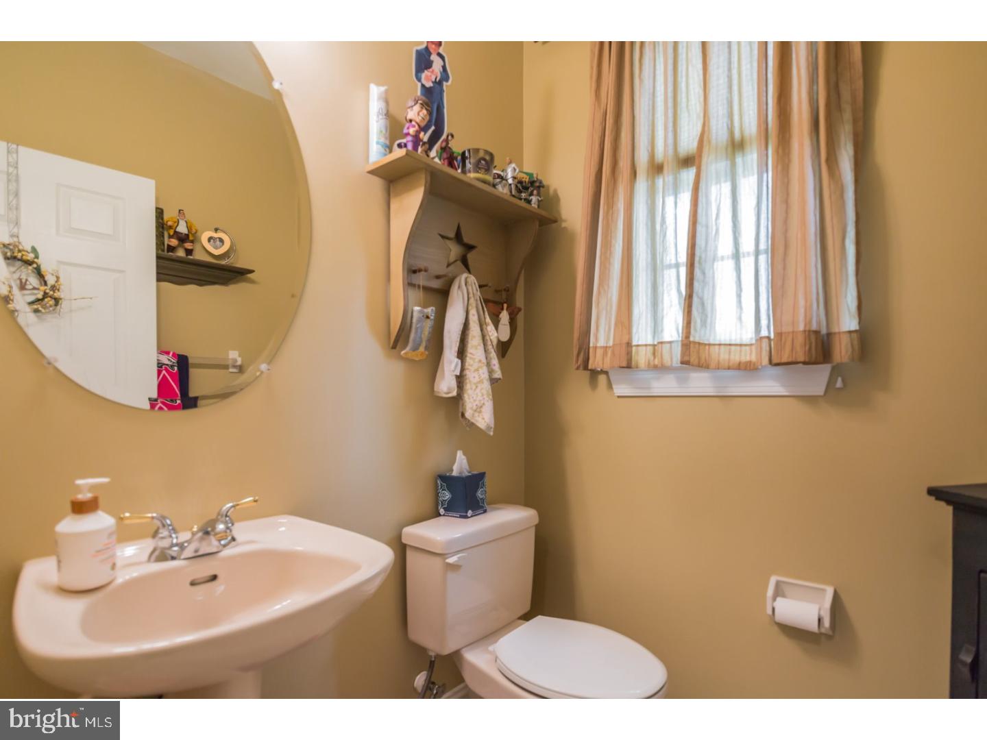 28 Shamrock Road Lumberton, NJ 08048 - Photo 14 of 25 Bathroom