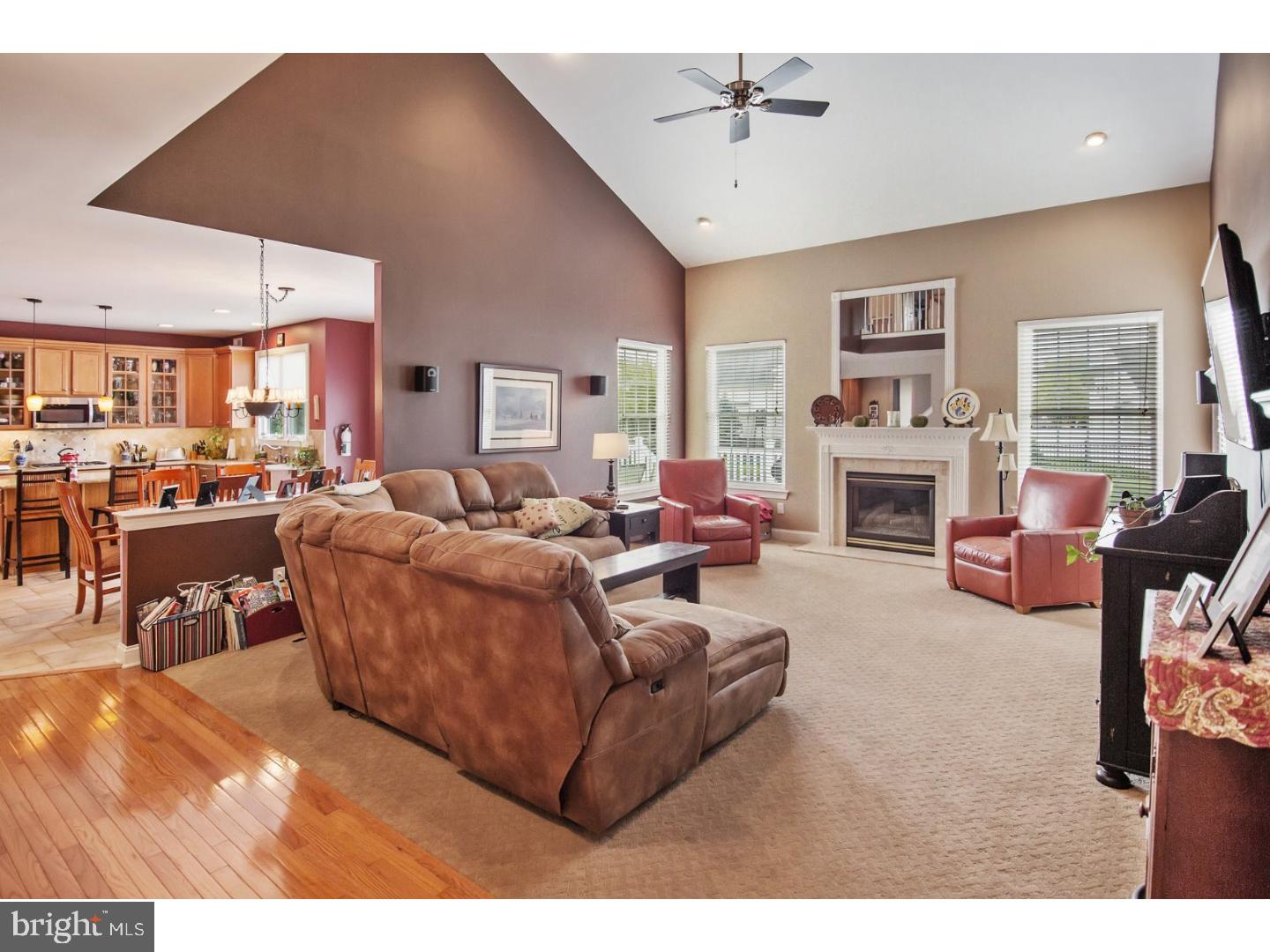 28 Shamrock Road Lumberton, NJ 08048 - Photo 8 of 25 Family Room