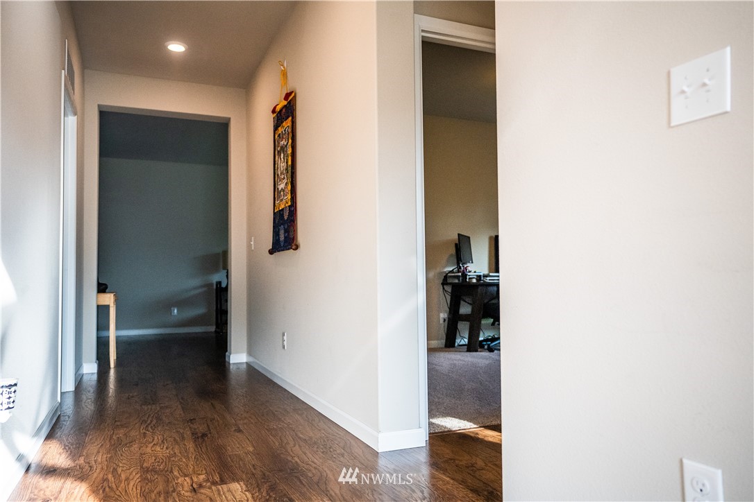 7352 Ashdown Lane Southeast Lacey, WA 98513 - Photo 3 of 34 Gallery Image 3