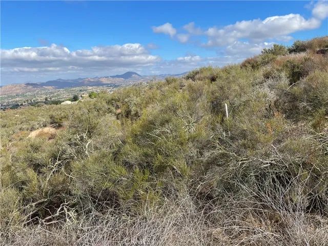 $228,000 | 1 Esplendida Way, Temecula, CA 92592