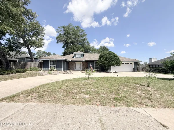 $2,200 | 5511 La Moya Avenue, Jacksonville, FL 32210