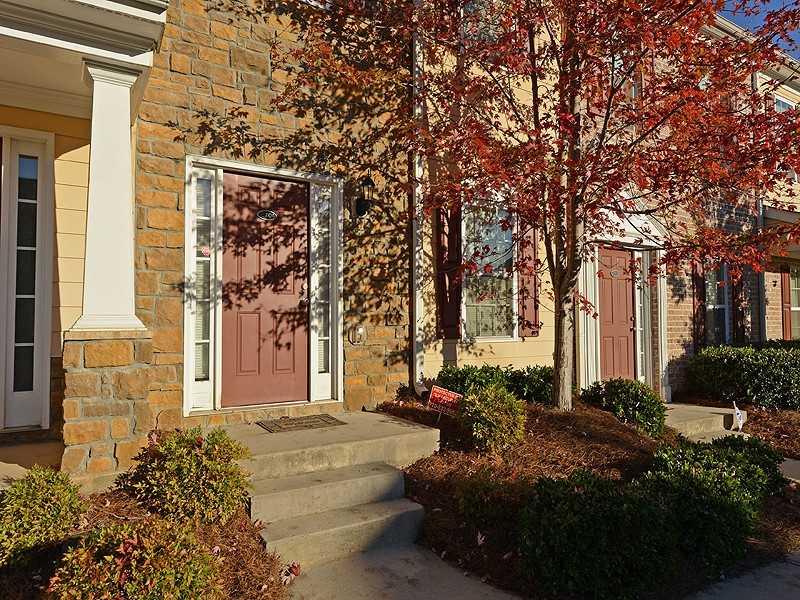 585 McWilliams Road Southeast, Unit 2704 Atlanta, GA 30315 - Photo 1 of 1 Exterior Front.