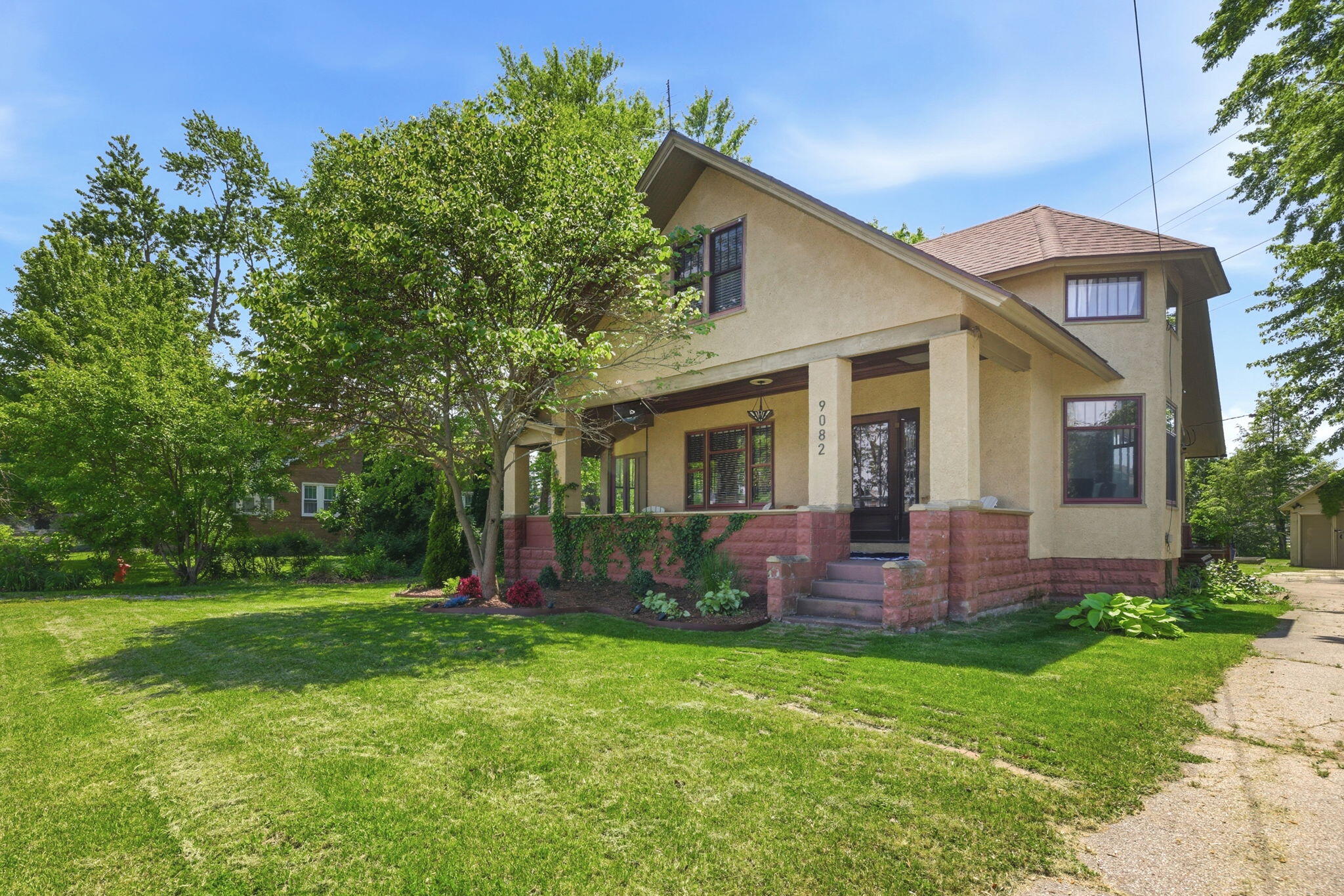 9082 Hills Road Baroda, MI 49101 - Photo 1 of 19 Front