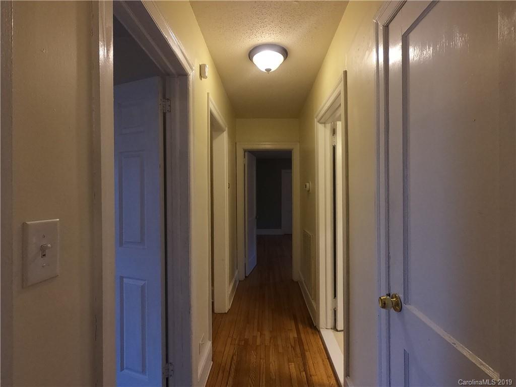 6213 Tuckaseegee Road Charlotte, NC 28208 - Photo 14 of 19