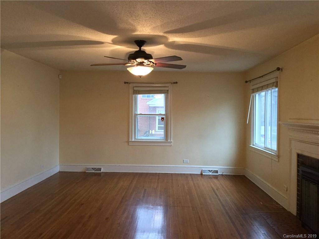 6213 Tuckaseegee Road Charlotte, NC 28208 - Photo 4 of 19