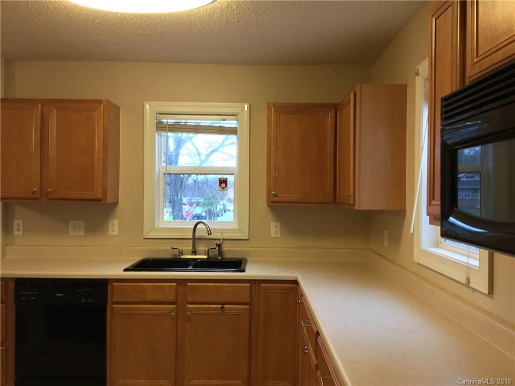 6213 Tuckaseegee Road Charlotte, NC 28208 - Photo 9 of 19