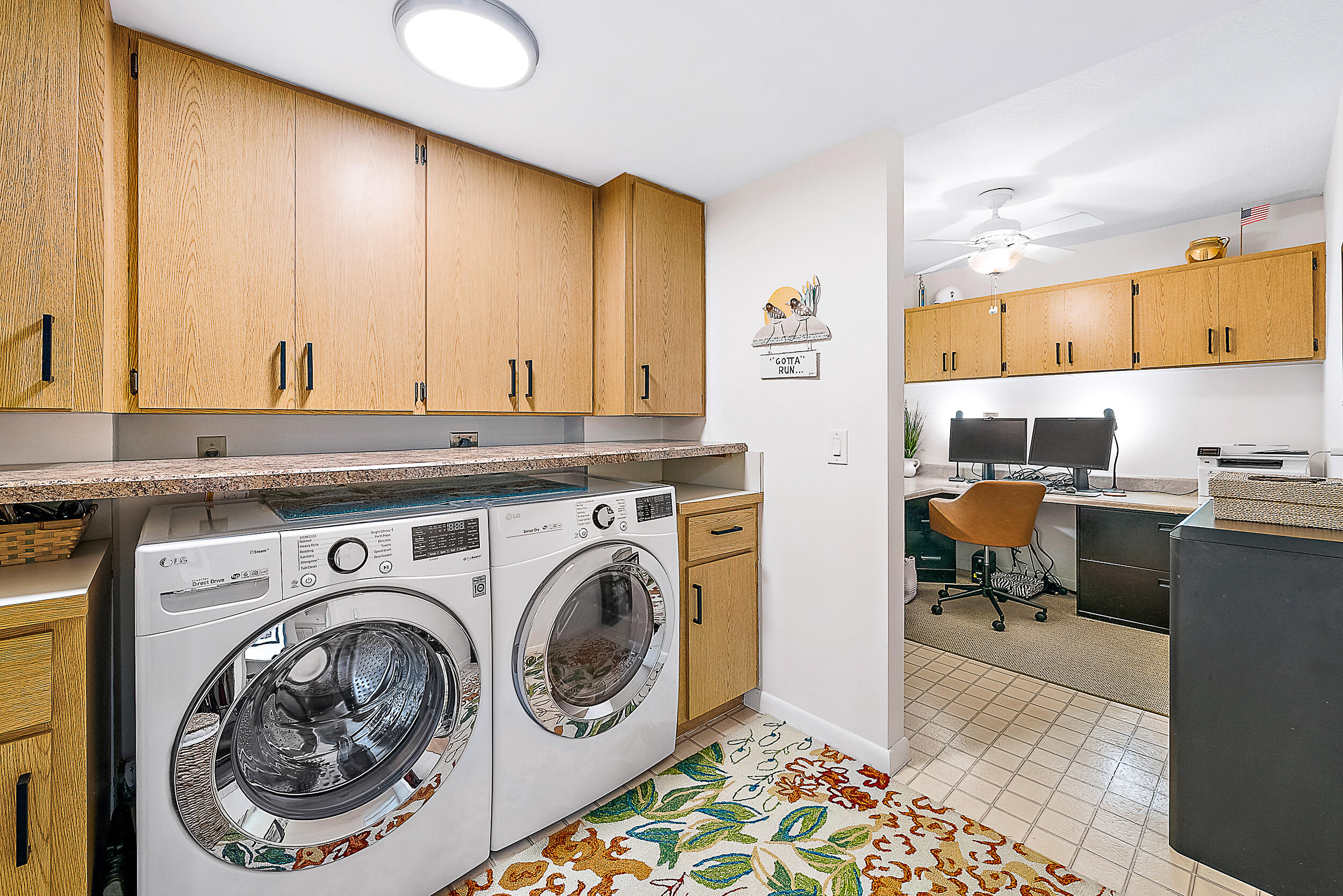 2101 Marina Isle Way, Unit 404 Jupiter, FL 33477 - Photo 13 of 29 Laundry & Home Office