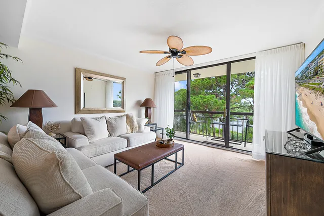 $585,000 | 2101 Marina Isle Way, Unit 404, Jupiter, FL 33477