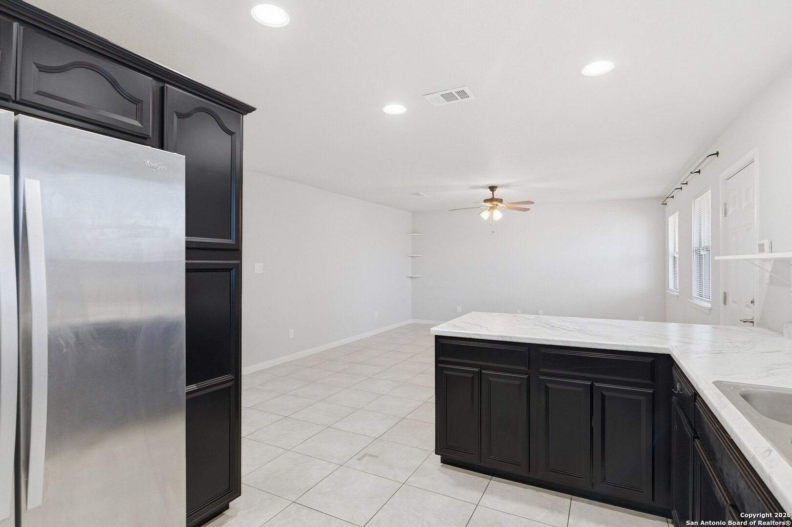 572 Hillside Drive Spring Branch, TX 78070 - Photo 11 of 31