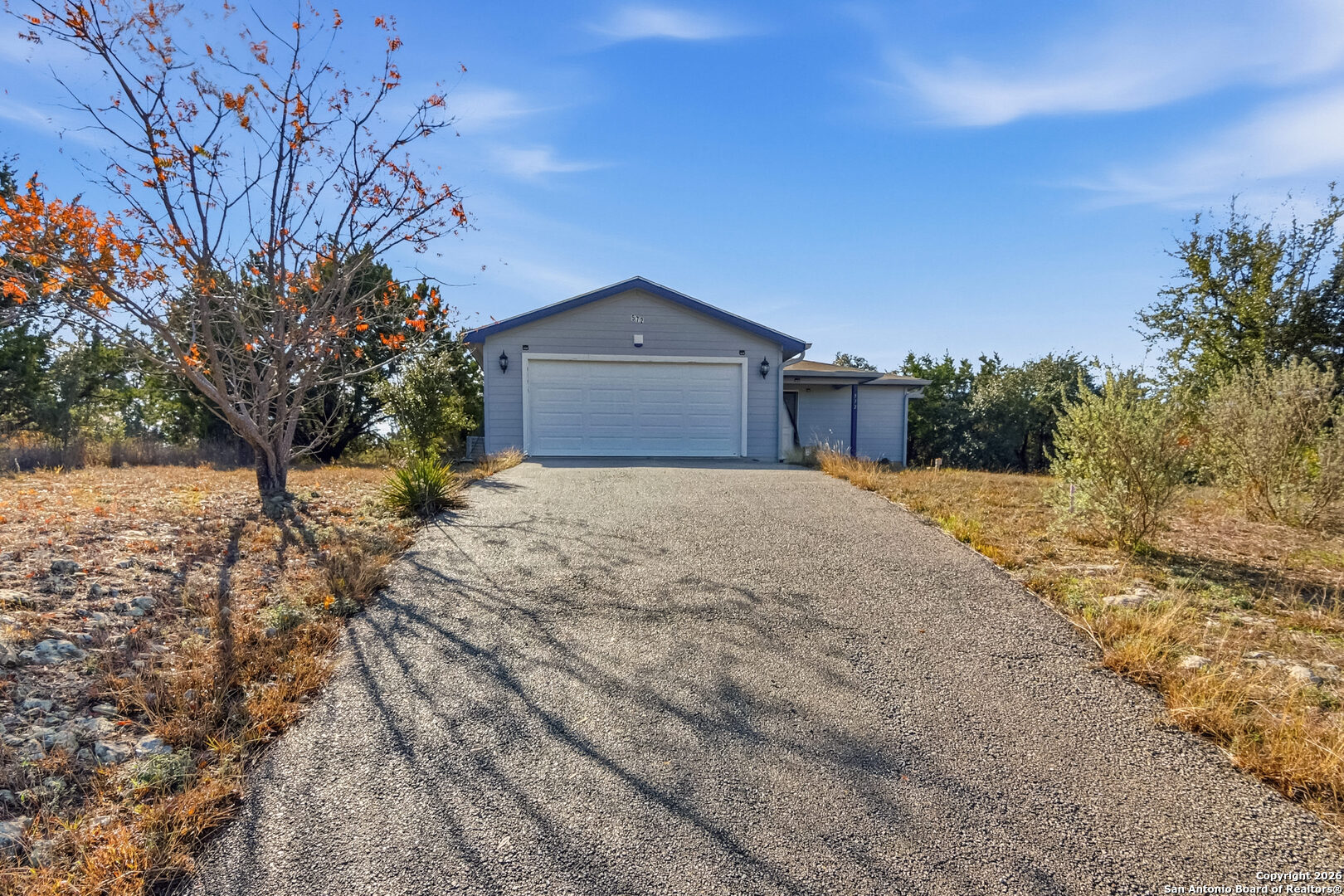 572 Hillside Drive Spring Branch, TX 78070 - Photo 2 of 31