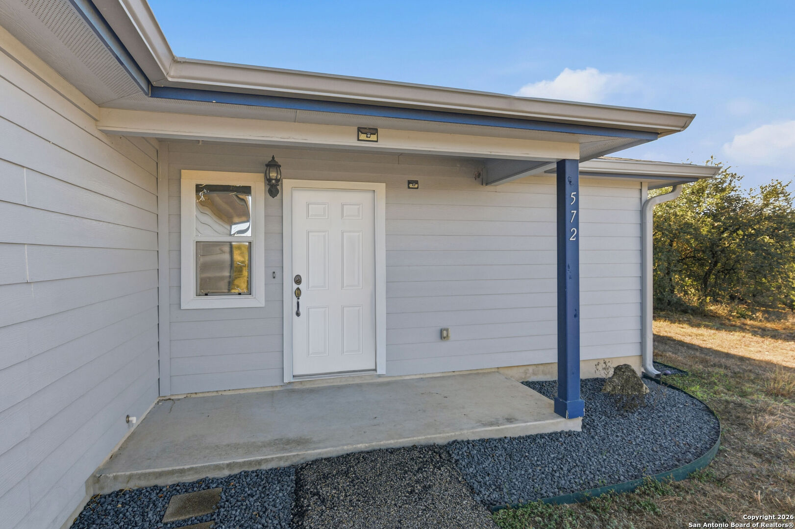 572 Hillside Drive Spring Branch, TX 78070 - Photo 3 of 31