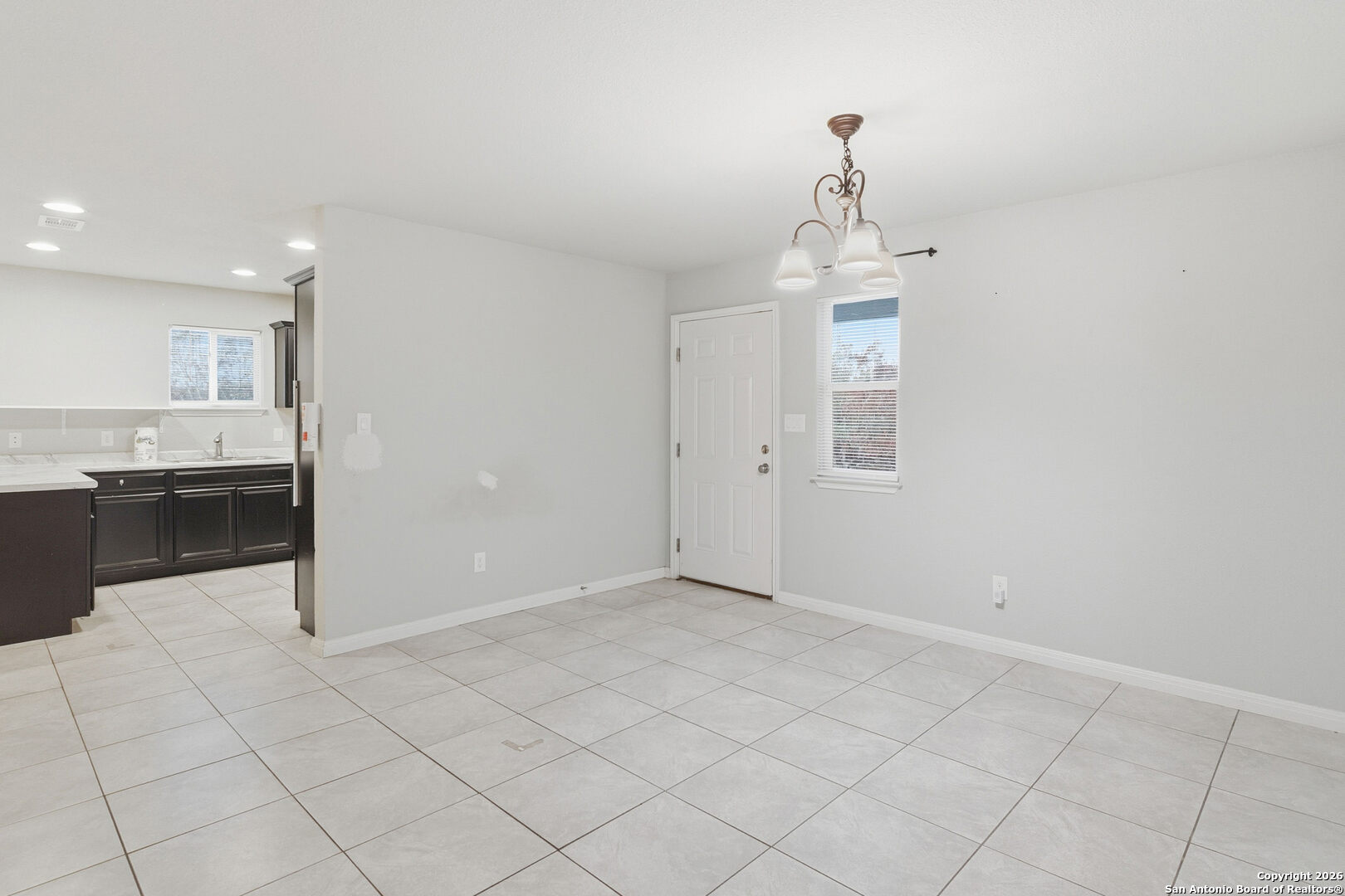 572 Hillside Drive Spring Branch, TX 78070 - Photo 4 of 31