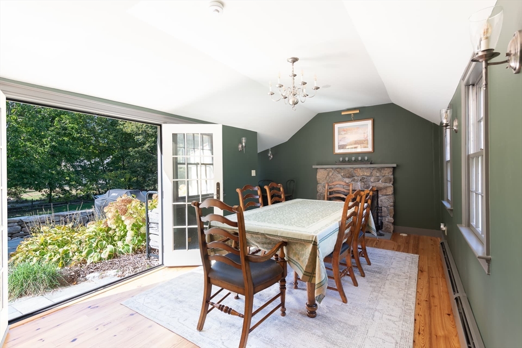 823 Boston Post Road Weston, MA 02493 - Photo 16 of 42