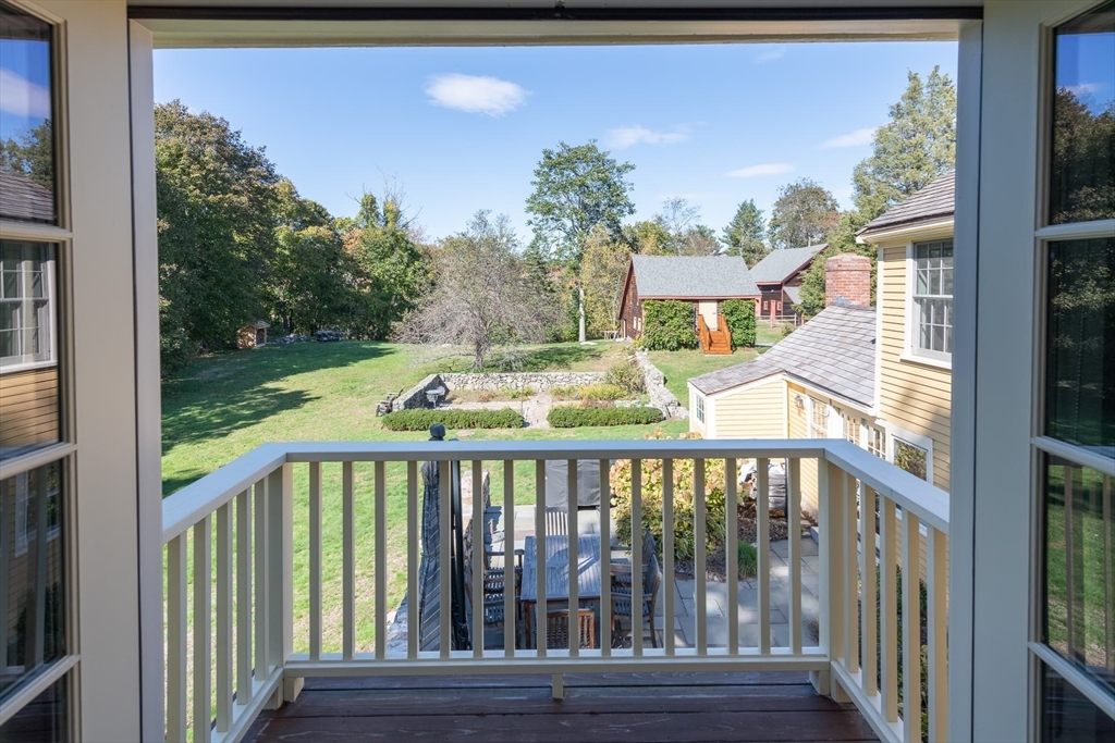 823 Boston Post Road Weston, MA 02493 - Photo 19 of 42