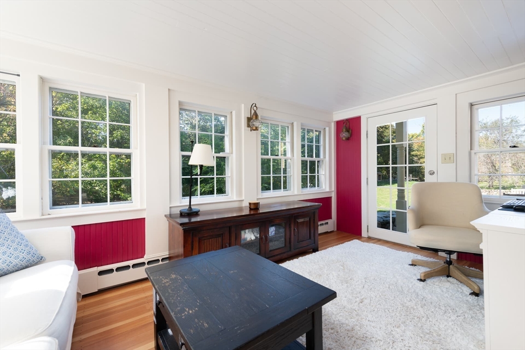 823 Boston Post Road Weston, MA 02493 - Photo 10 of 42