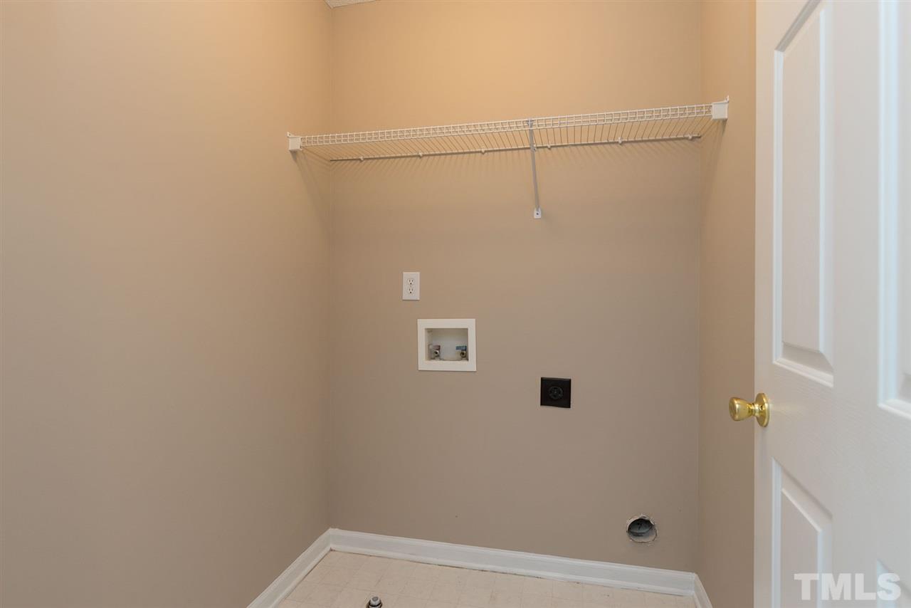 8120 Tara Ridge Road Raleigh, NC 27616 - Photo 15 of 22 a view of a small room