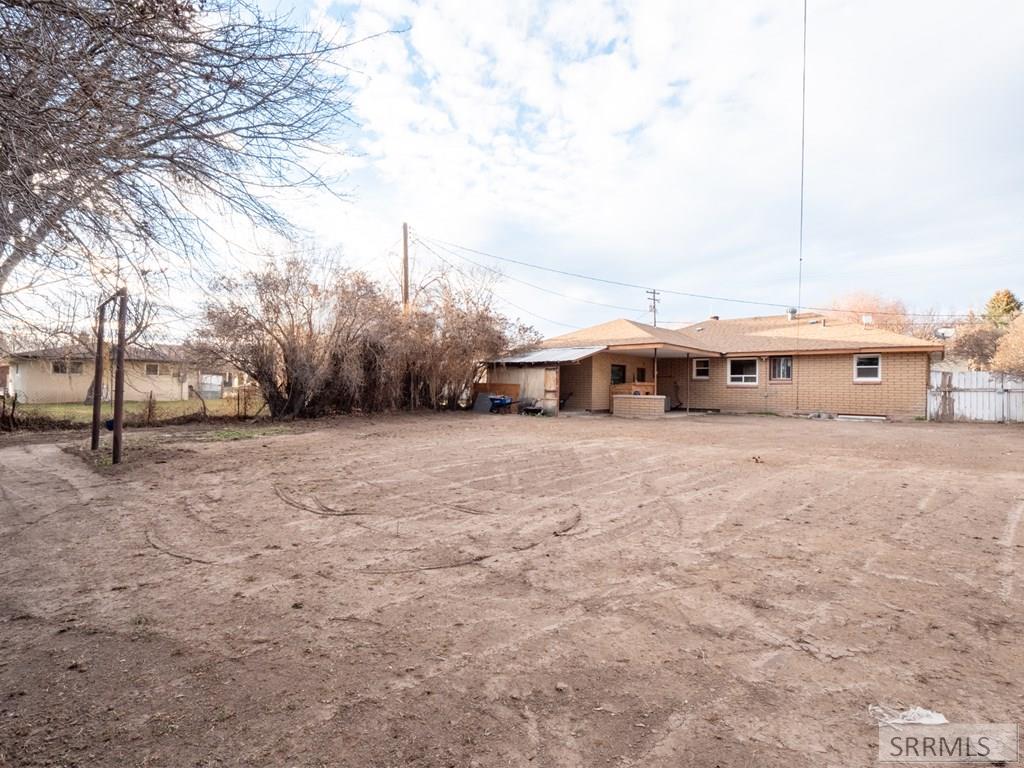 263 West 2nd North Rigby, ID 83442 - Photo 38 of 41