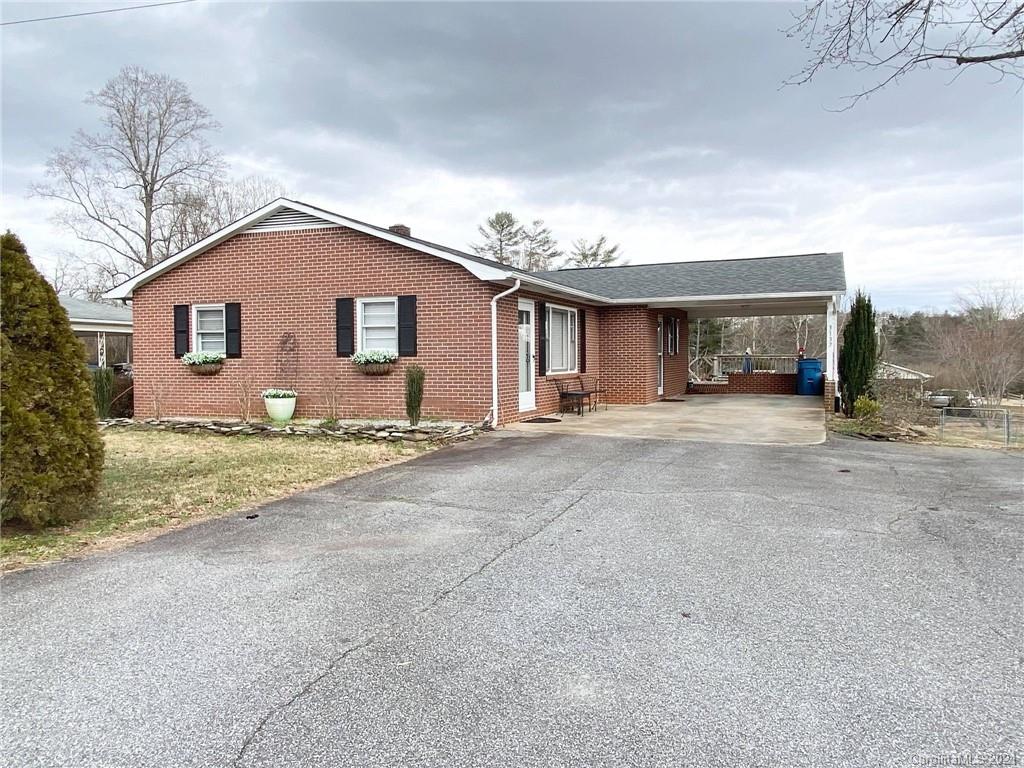 3137 Clarks Chapel Road Lenoir, NC 28645 - Photo 2 of 14 Gallery Image 2