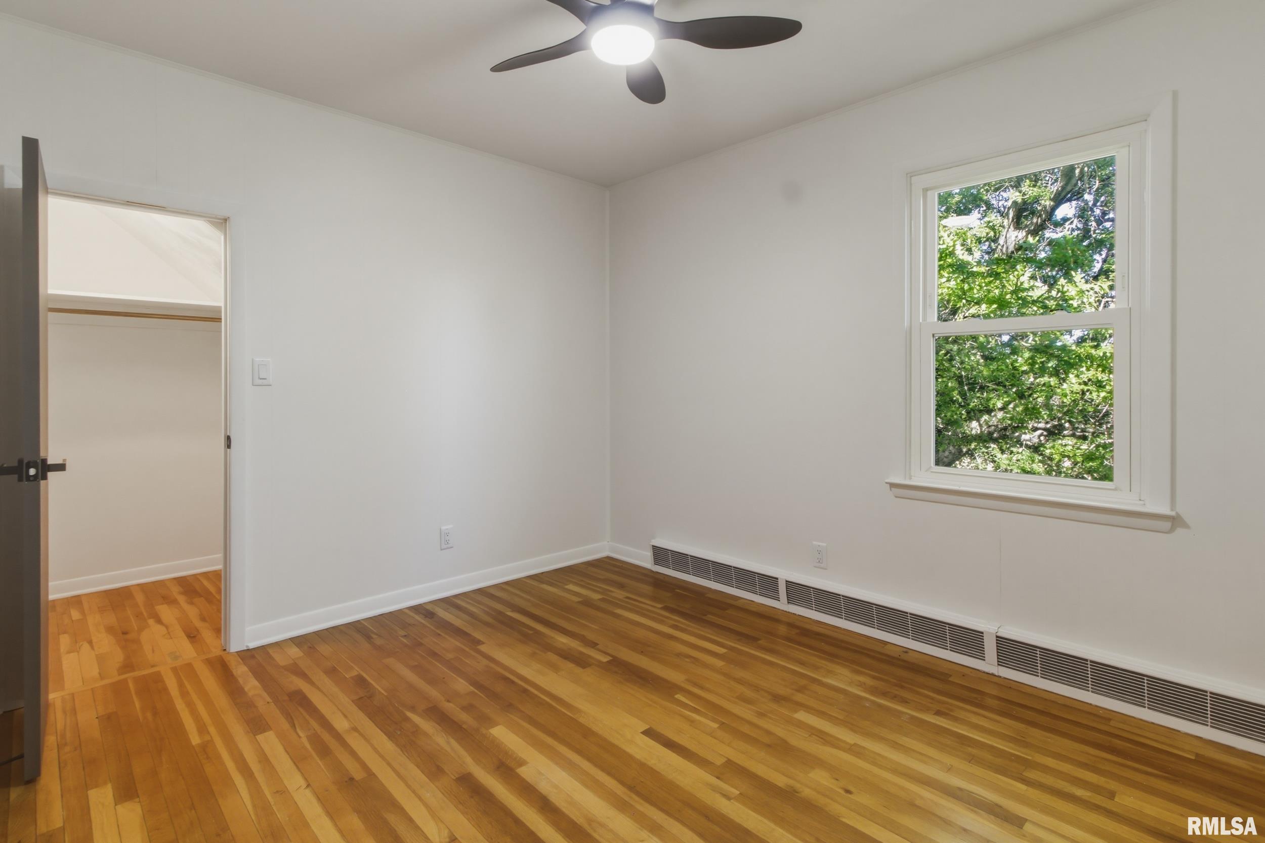 15465 Highway 67 Macomb, IL 61455 - Photo 23 of 40