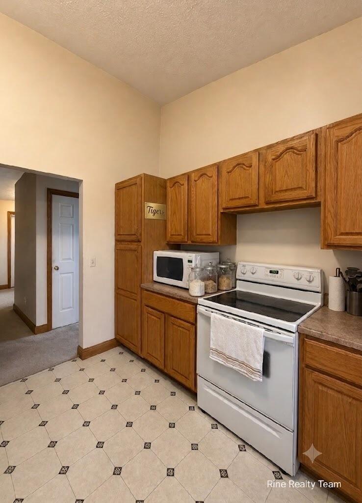 5655 Pingree Road Howell, MI 48843 - Photo 16 of 41 Pingree 130