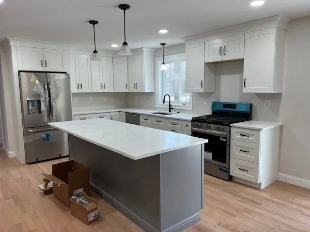 $1,150,000 | 483 Middlesex Turnpike, Billerica, MA 01821