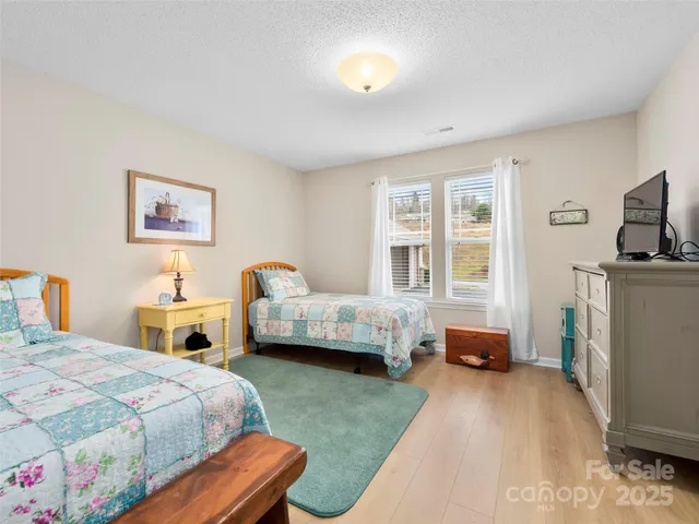 $441,000 | 3901 Wood Duck Way, Hendersonville, NC 28792