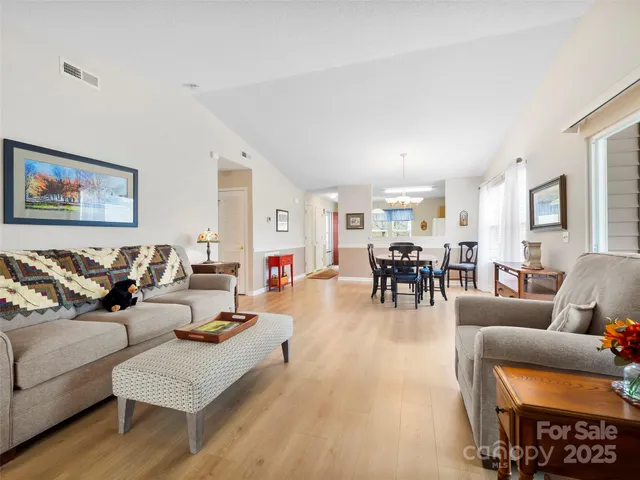 $441,000 | 3901 Wood Duck Way, Hendersonville, NC 28792