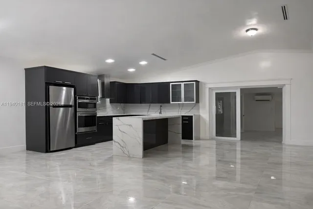 $580,000 | Hialeah Gardens, Hialeah Gardens, FL 33018